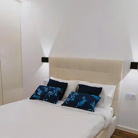 A1.0 - Alexa Smart House Apartamento *